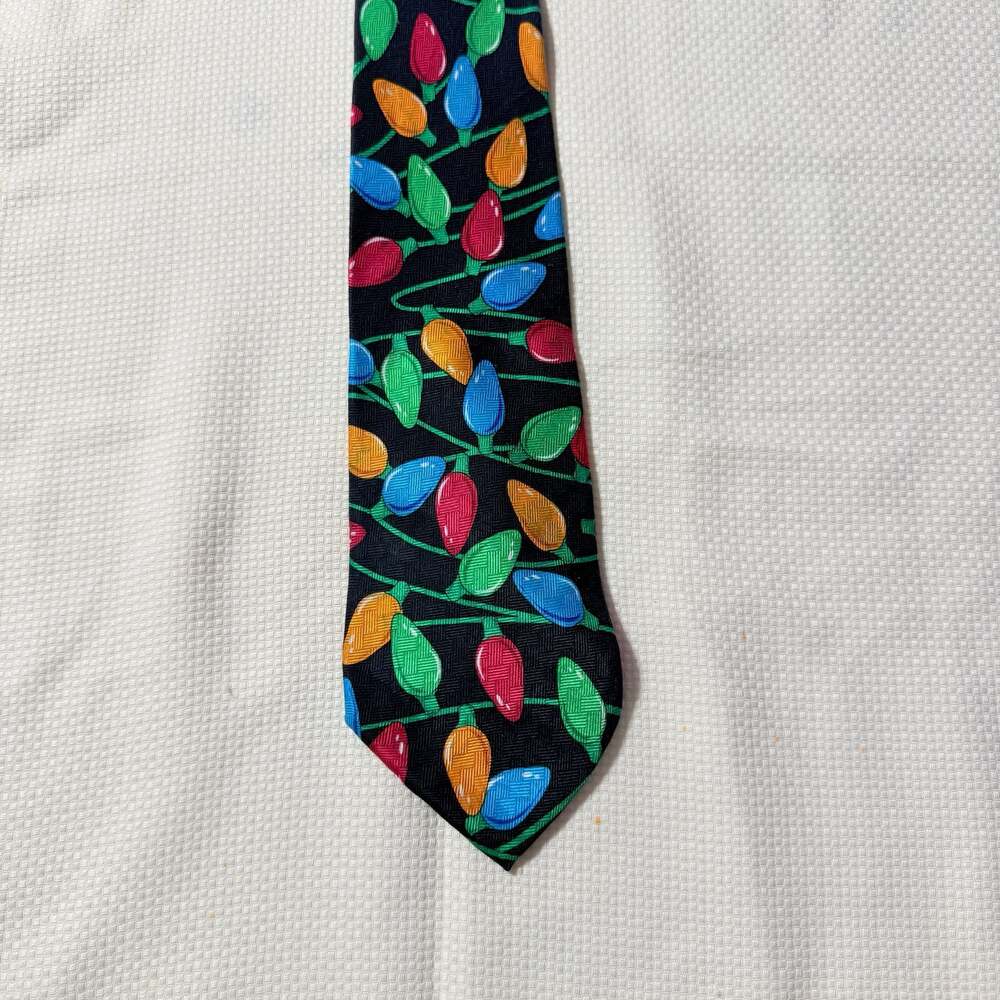 Addiction 100% Silk Christmas Lights Pattern Necktie